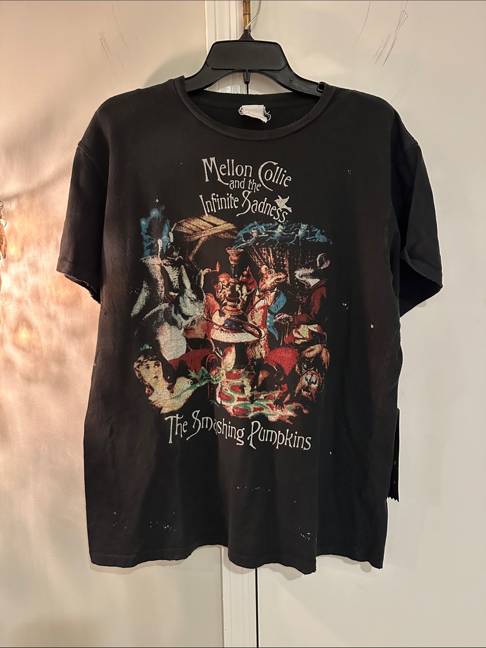 NWT MadeWorn THE SMASHING PUMPKINS  color is black Ultra RARE tee size Medium